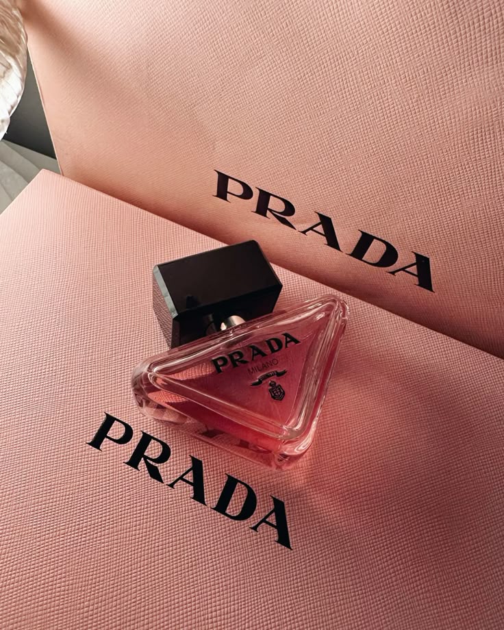 Prada Paradoxe